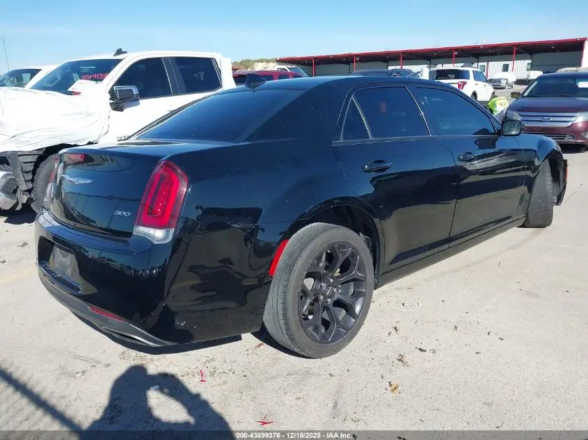 2019 CHRYSLER 300 TOURING