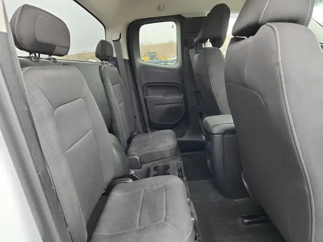 2017 CHEVROLET COLORADO LT  