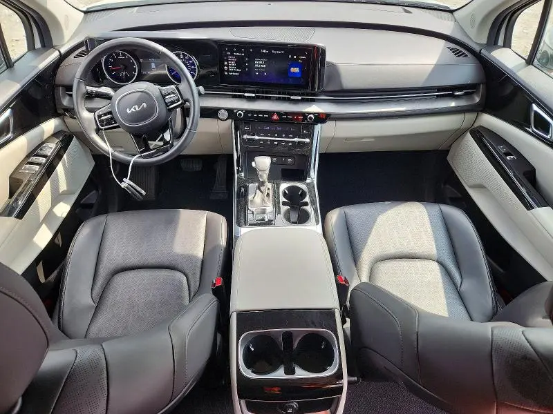 2023 KIA CARNIVAL EX  