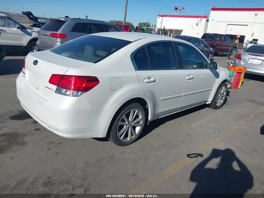 2013 SUBARU LEGACY 2.5I PREMIUM