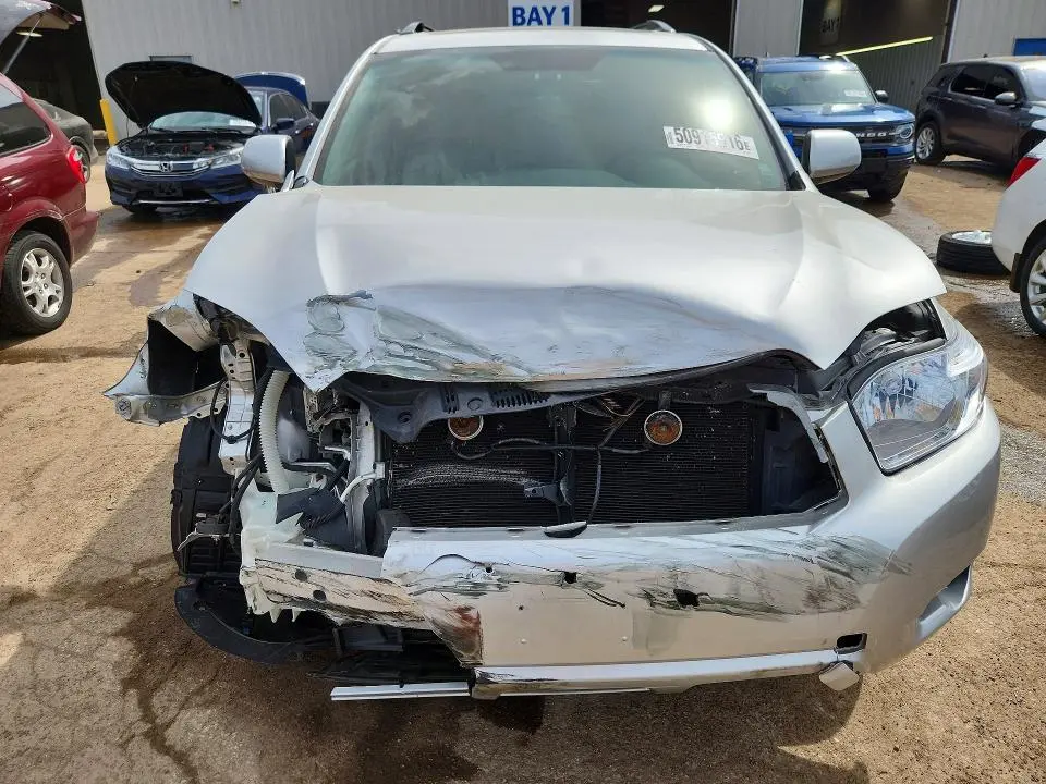 2010 TOYOTA HIGHLANDER SE  