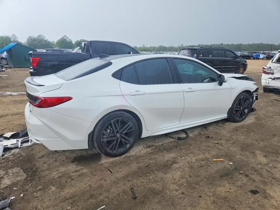 2025 TOYOTA CAMRY XSE  