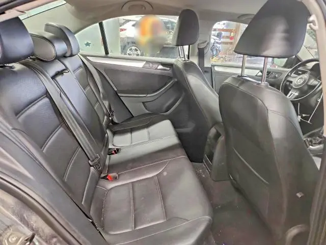 2013 VOLKSWAGEN JETTA SE  