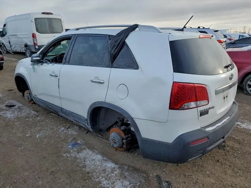 2013 KIA SORENTO LX  