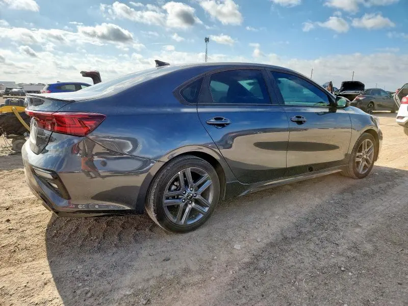 2021 KIA FORTE GT LINE  