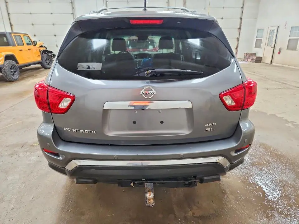 2017 NISSAN PATHFINDER S  