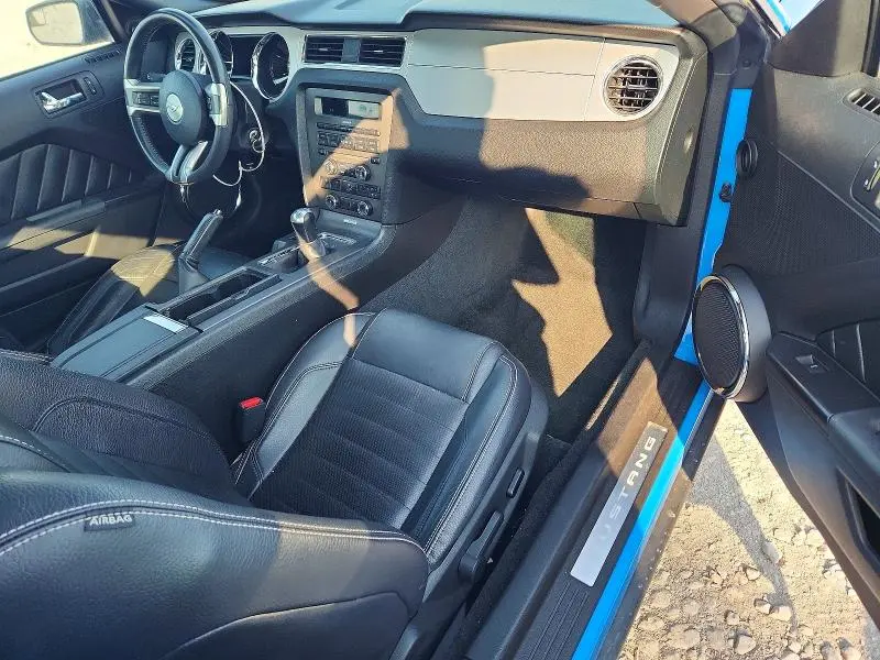 2012 FORD MUSTANG   
