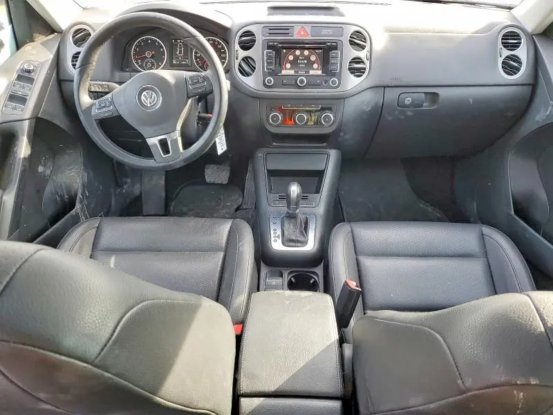 2011 VOLKSWAGEN TIGUAN S  