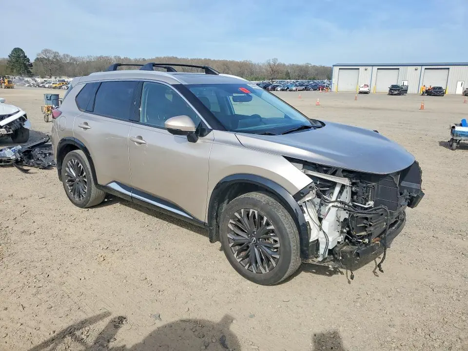 2024 NISSAN ROGUE PLATINUM  