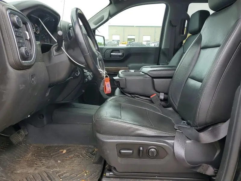 2020 CHEVROLET SILVERADO K1500 LT  