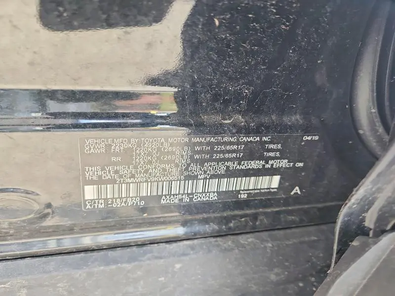 2019 TOYOTA RAV4 LE  