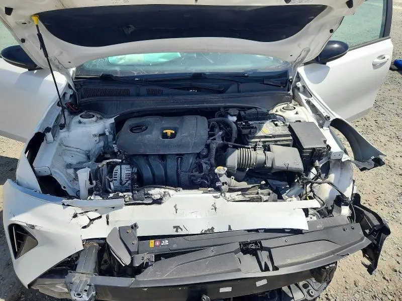 2023 KIA FORTE GT LINE  