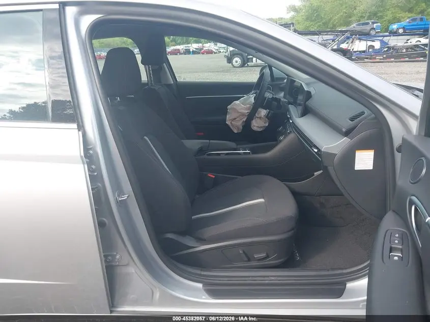 2025 HYUNDAI SONATA HYBRID SEL
