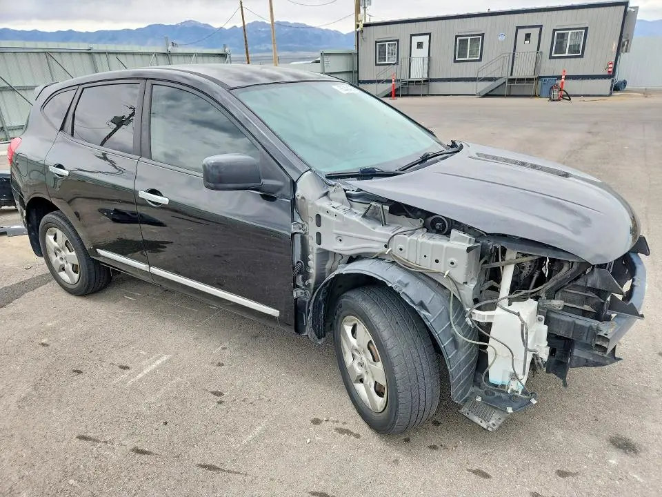 2011 NISSAN ROGUE S  