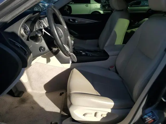 2016 INFINITI Q50 PREMIUM  