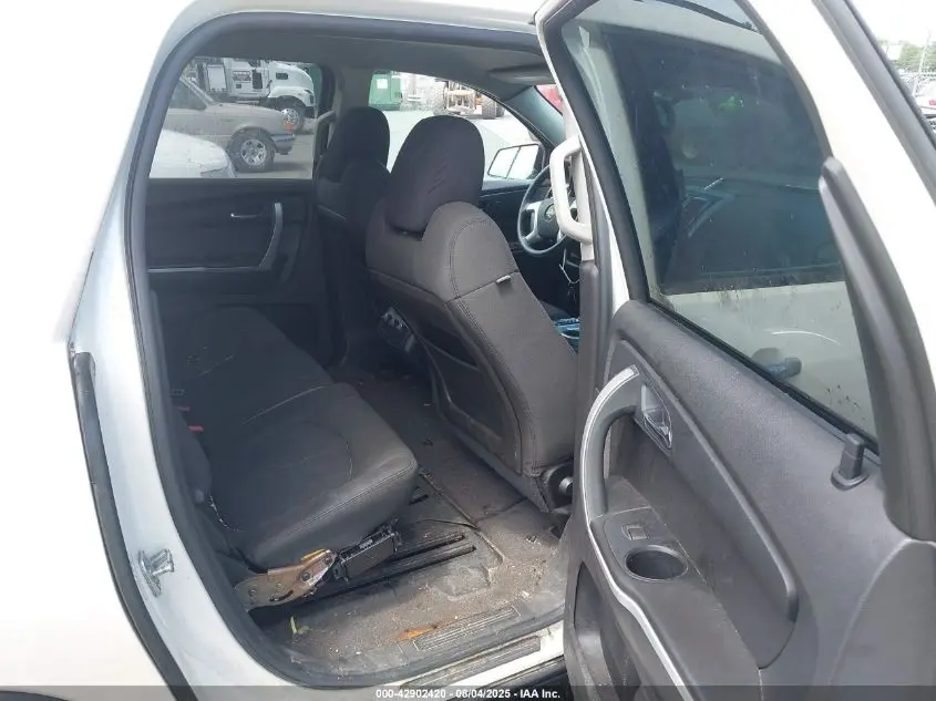 2011 GMC ACADIA SL