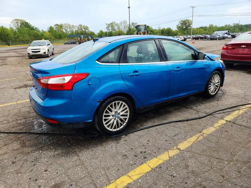 2012 FORD FOCUS SEL  