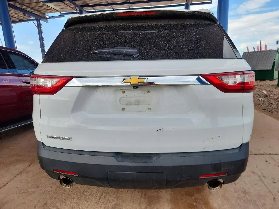 2020 CHEVROLET TRAVERSE LS  