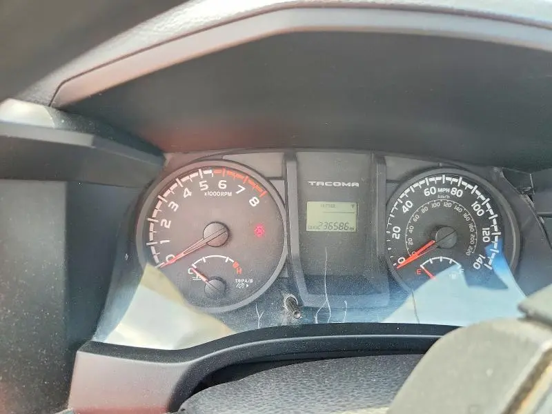 2016 TOYOTA TACOMA SR  