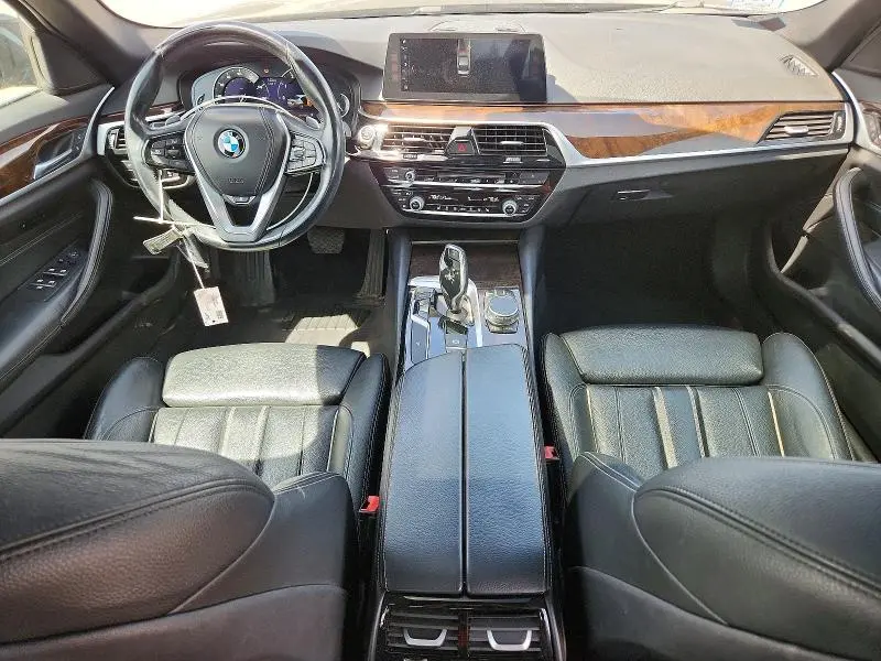 2017 BMW 530 XI  