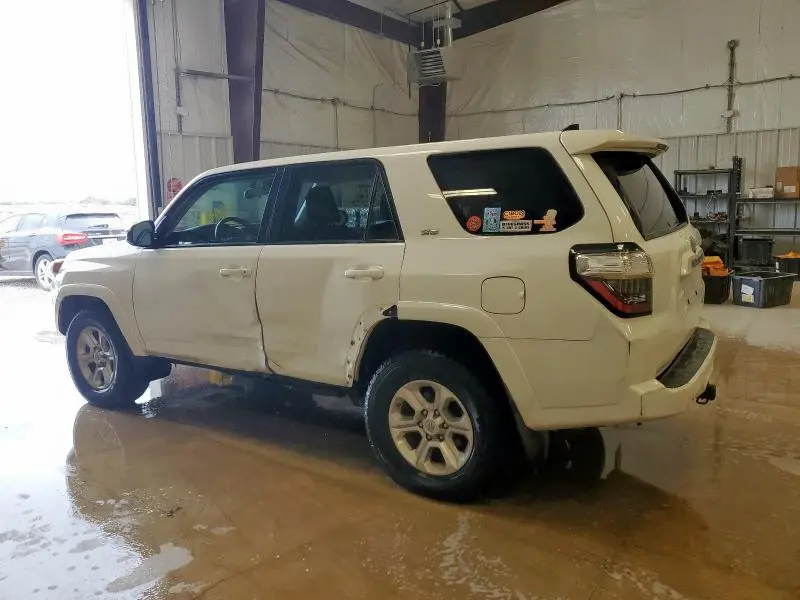 2018 TOYOTA 4RUNNER SR5  
