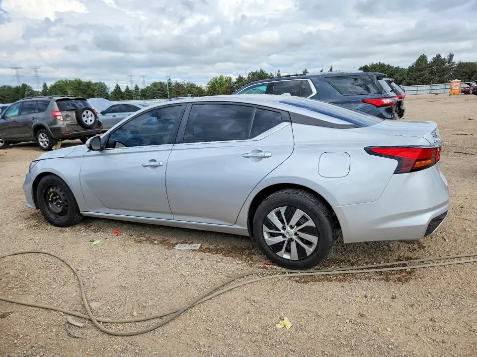 2020 NISSAN ALTIMA S  