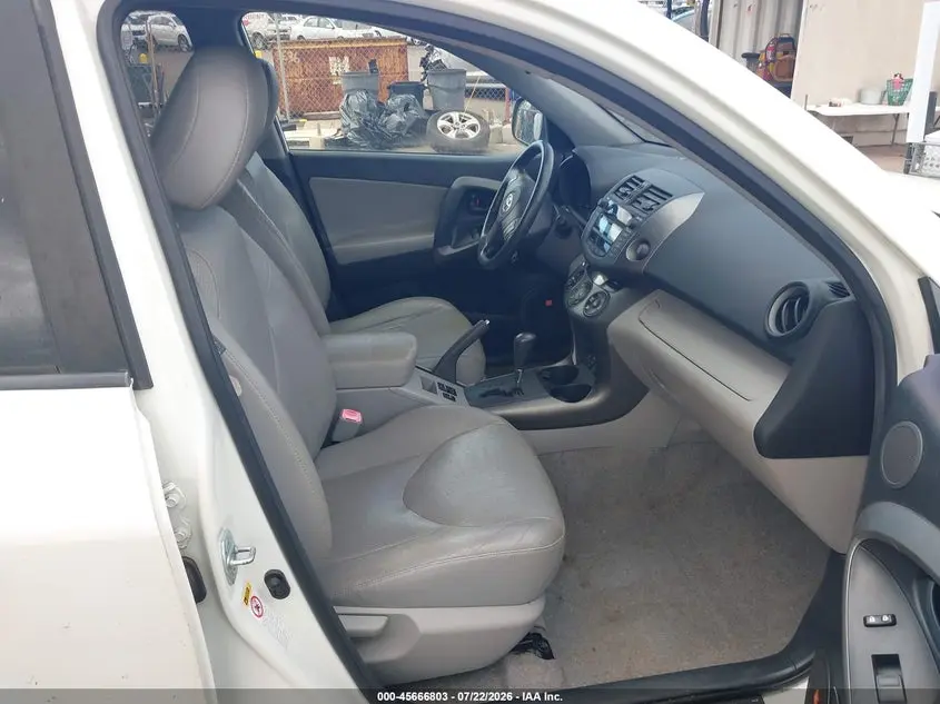 2011 TOYOTA RAV4 LIMITED