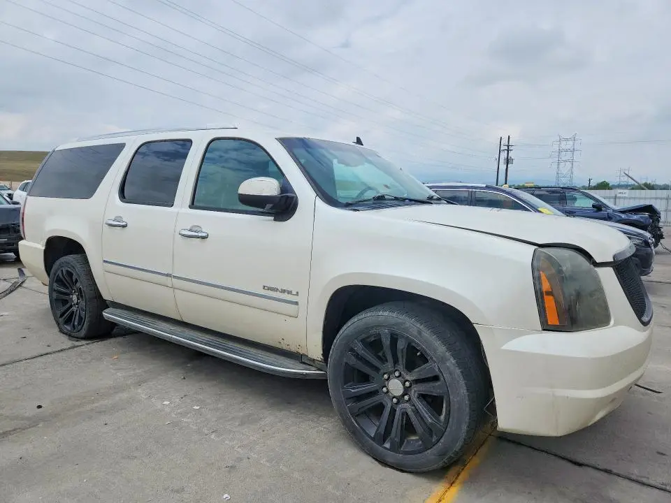 2011 GMC YUKON XL DENALI  