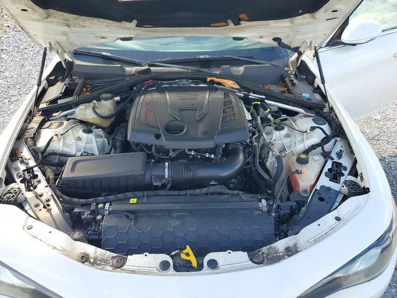 2017 ALFA ROMEO GIULIA TI Q4  