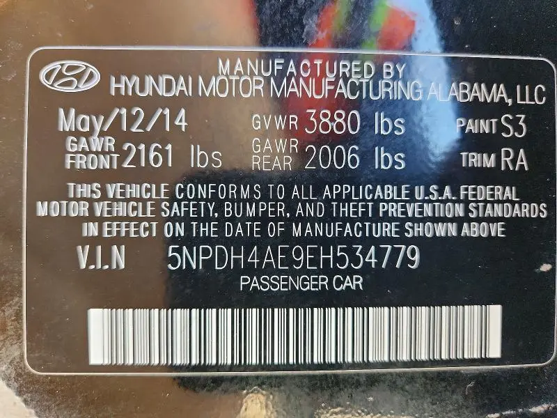 2014 HYUNDAI ELANTRA SE  