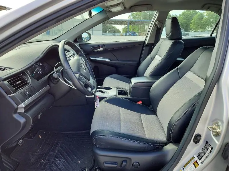 2014 TOYOTA CAMRY SE  
