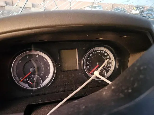 2019 RAM 1500 CLASSIC SLT  