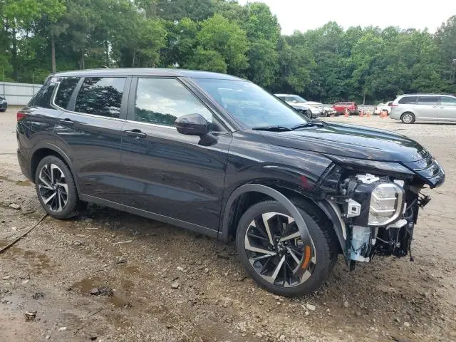 2024 MITSUBISHI OUTLANDER SE  