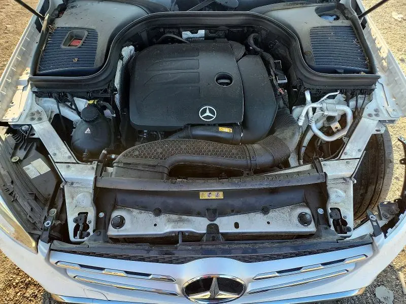 2020 MERCEDES-BENZ GLC 300  