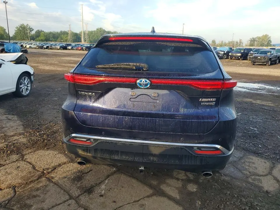 2021 TOYOTA VENZA LIMITED  