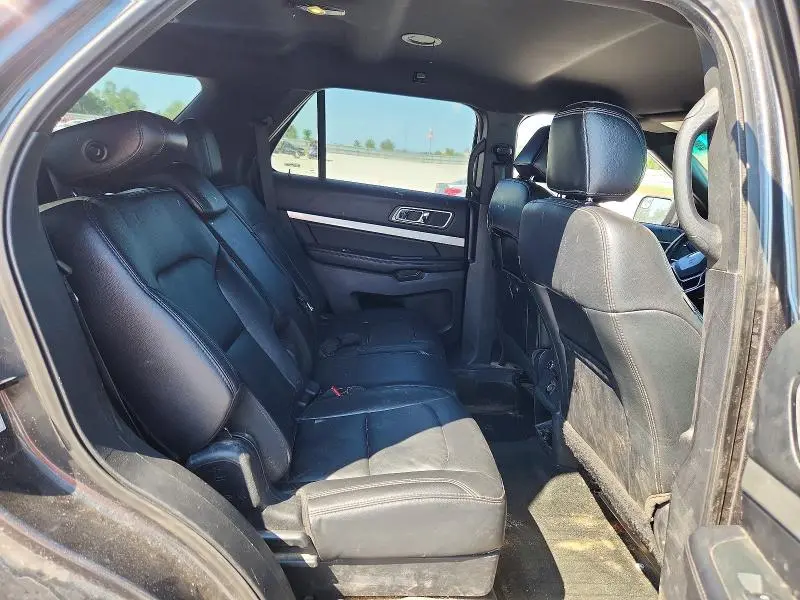 2016 FORD EXPLORER XLT  