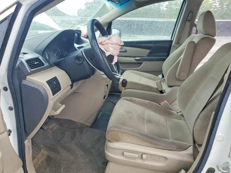 2011 HONDA ODYSSEY LX  