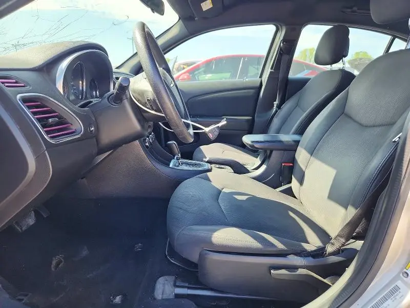 2012 CHRYSLER 200 LX  