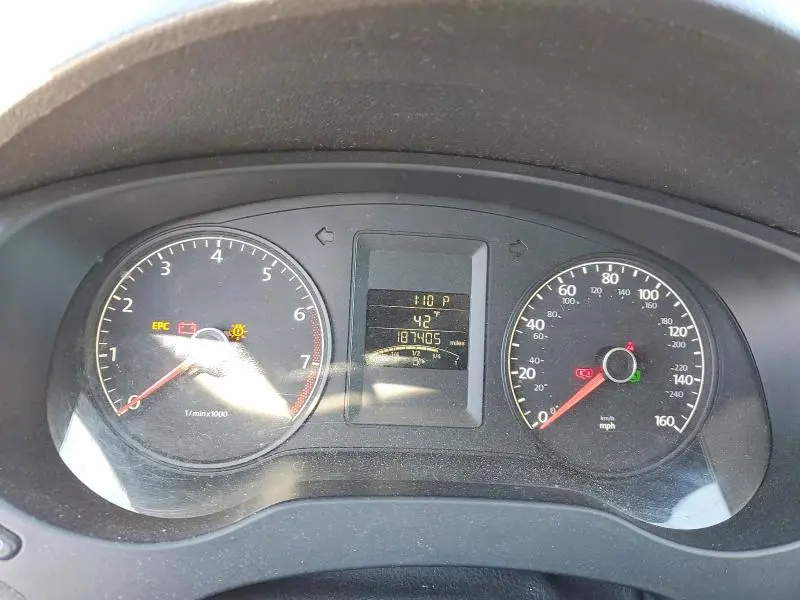 2012 VOLKSWAGEN JETTA BASE  