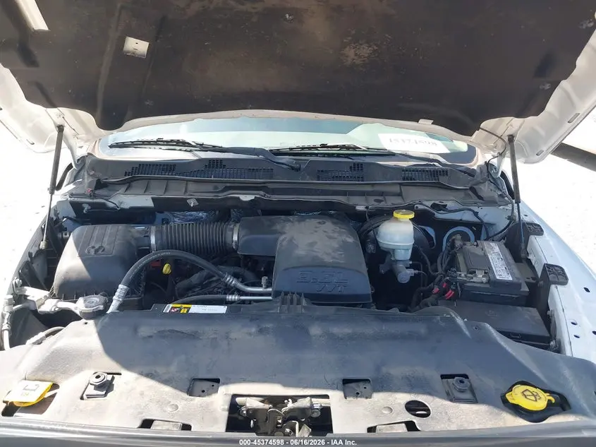 2017 RAM 1500 TRADESMAN  4X2 8' BOX