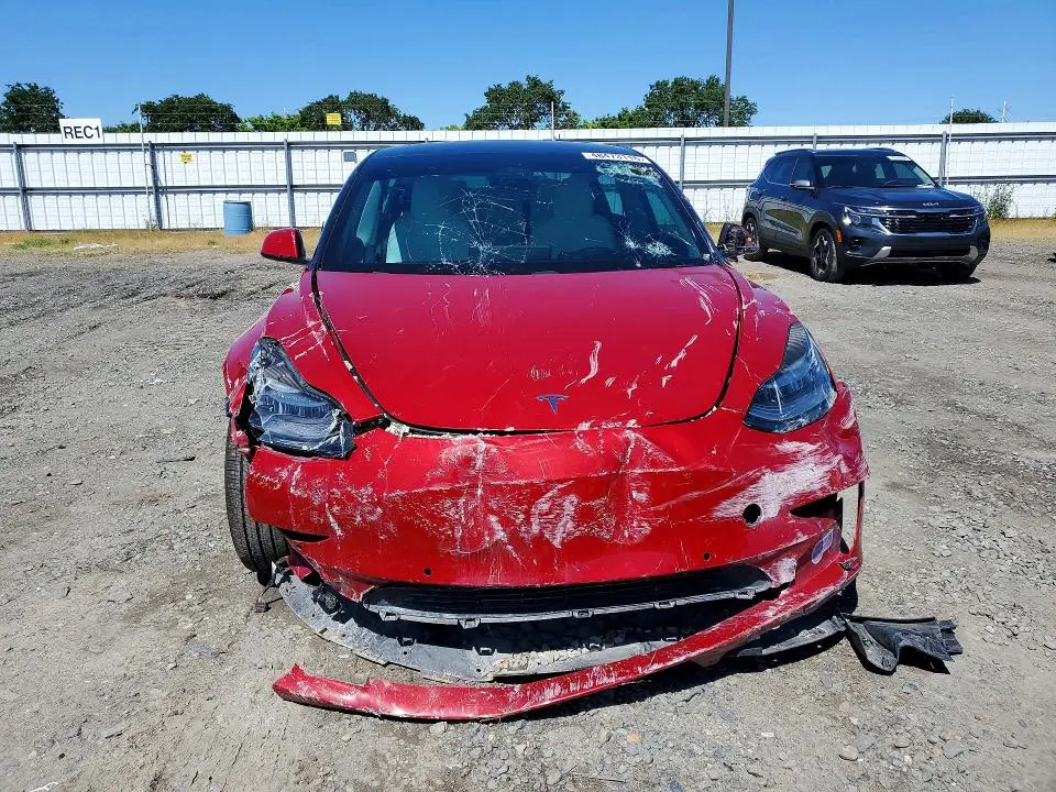 2018 TESLA MODEL 3   