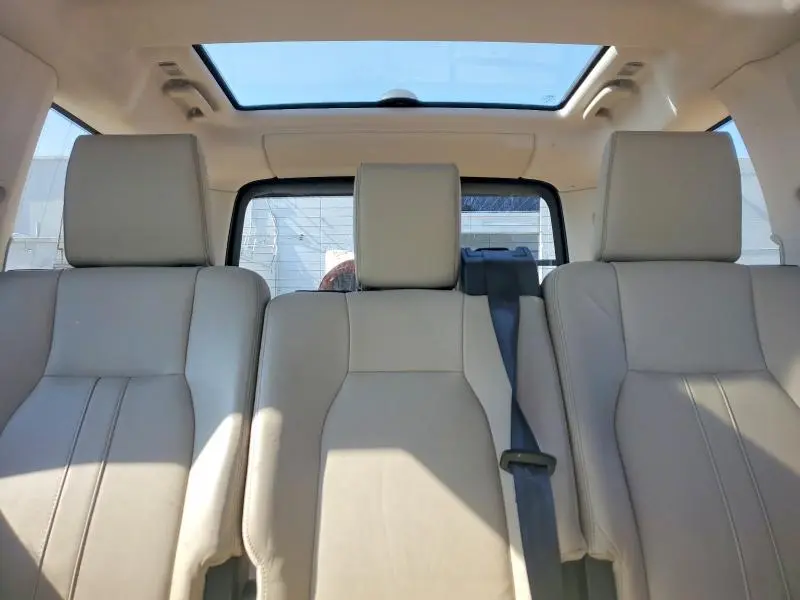 2015 LAND ROVER LR4 HSE  