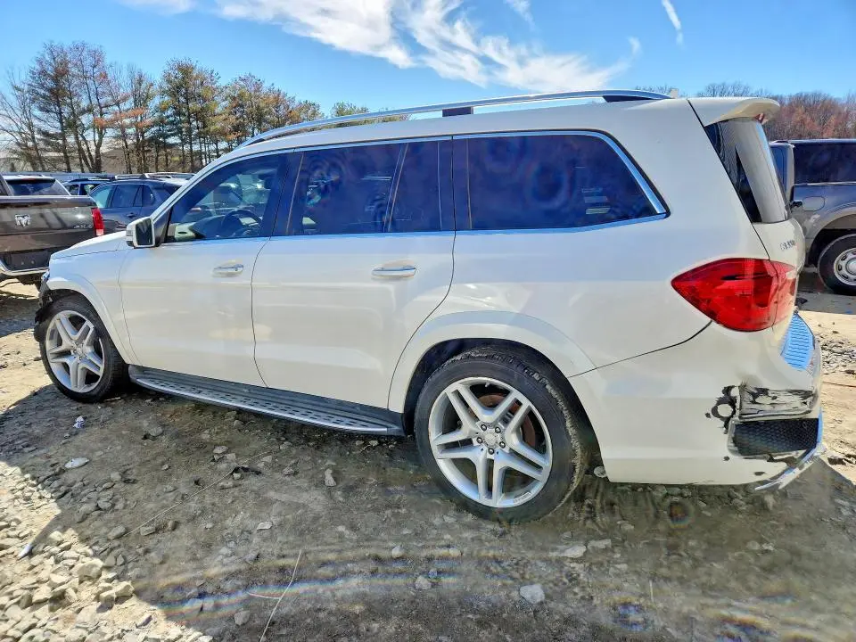 2015 MERCEDES-BENZ GL 550 4MATIC  