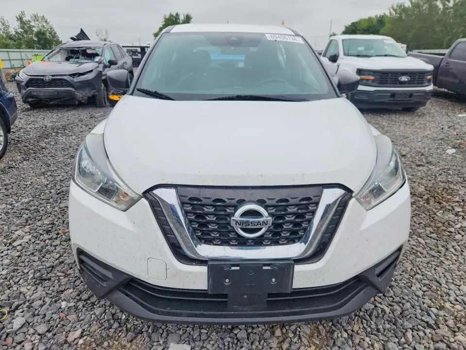 2020 NISSAN KICKS S  