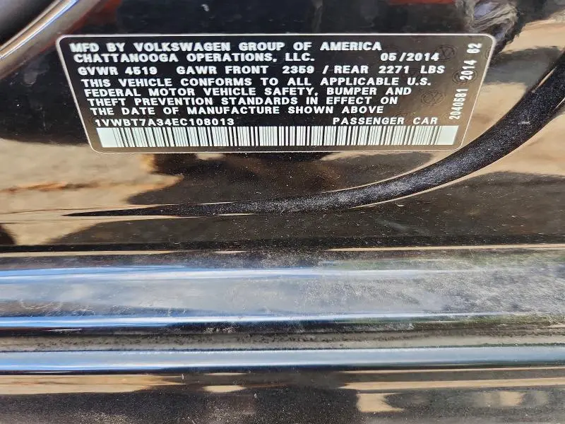 2014 VOLKSWAGEN PASSAT SE  