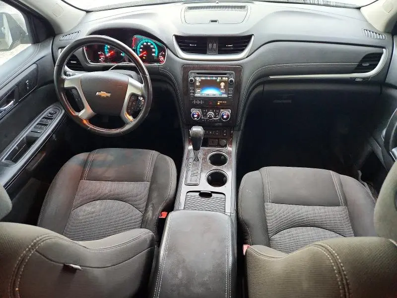 2017 CHEVROLET TRAVERSE LT  