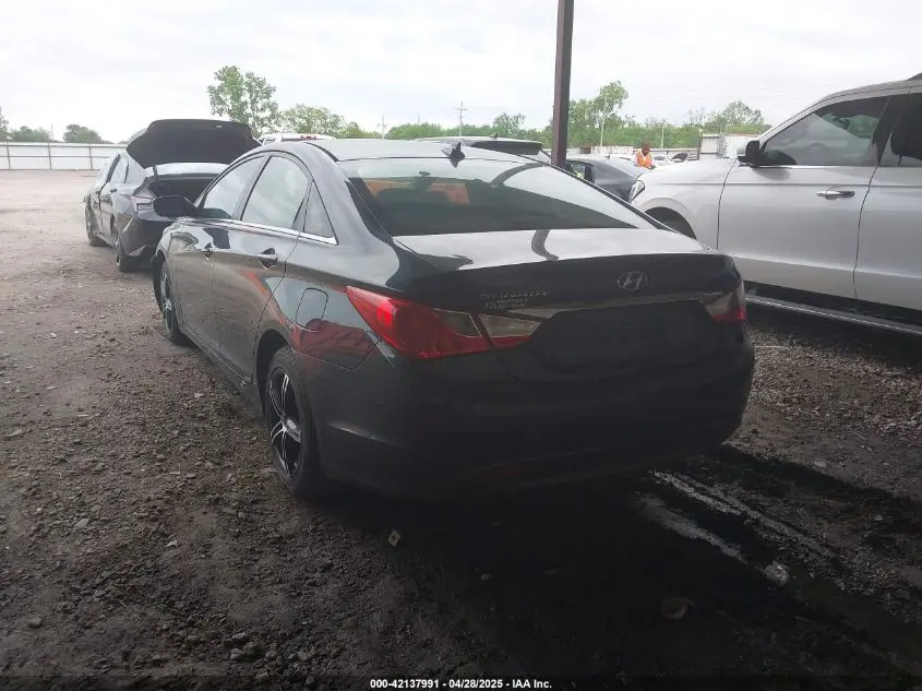 2012 HYUNDAI SONATA GLS