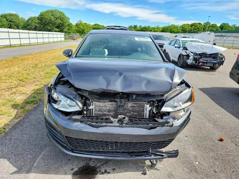 2017 VOLKSWAGEN GTI S  