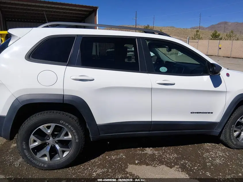 2017 JEEP CHEROKEE TRAILHAWK 4X4