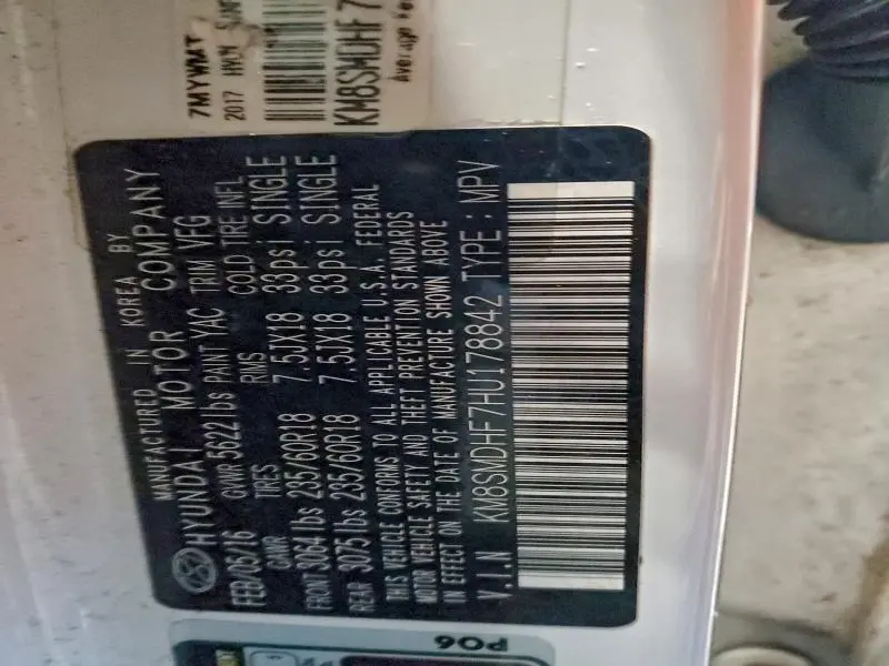 2017 HYUNDAI SANTA FE SE  